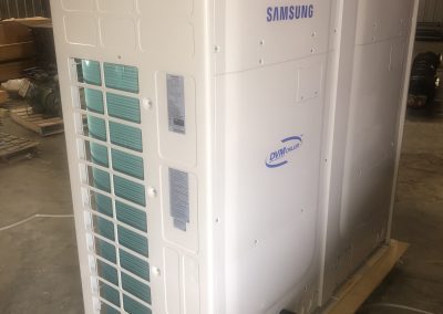 SAMSUNG – 15 Ton New Surplus Air Cooled Chiller