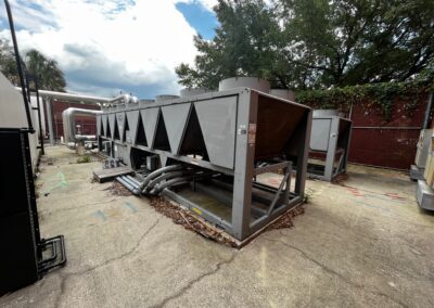 Used Carrier 280 Ton Air Cooled Chiller